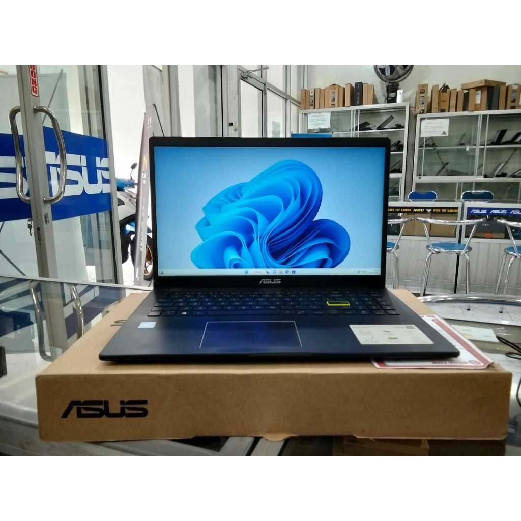 Laptop Baru Asus Vivobook M1403QAAMD Ryzen 5 5600H RAM 8 GB SSD 512 GB 14" inc FHD Keyboard backligh
