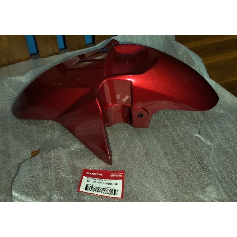 61100-KVY-960CSR Spakbor depan (fender FR) merah Honda BeAT Karbu ORI AHM