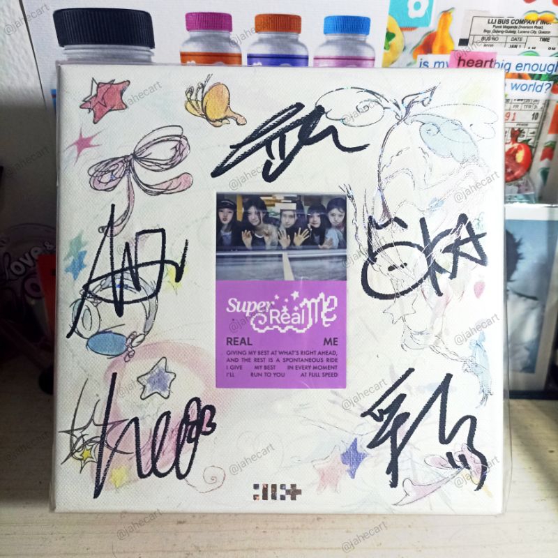 album illit signed