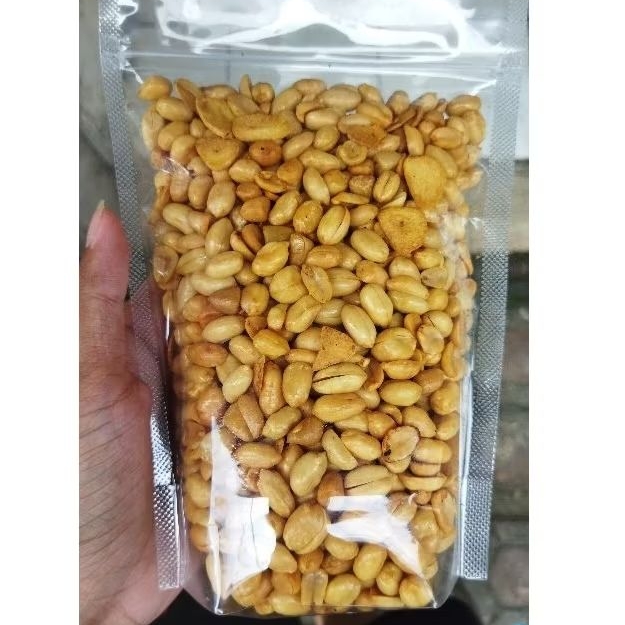 

kacang bawang gurih renyah