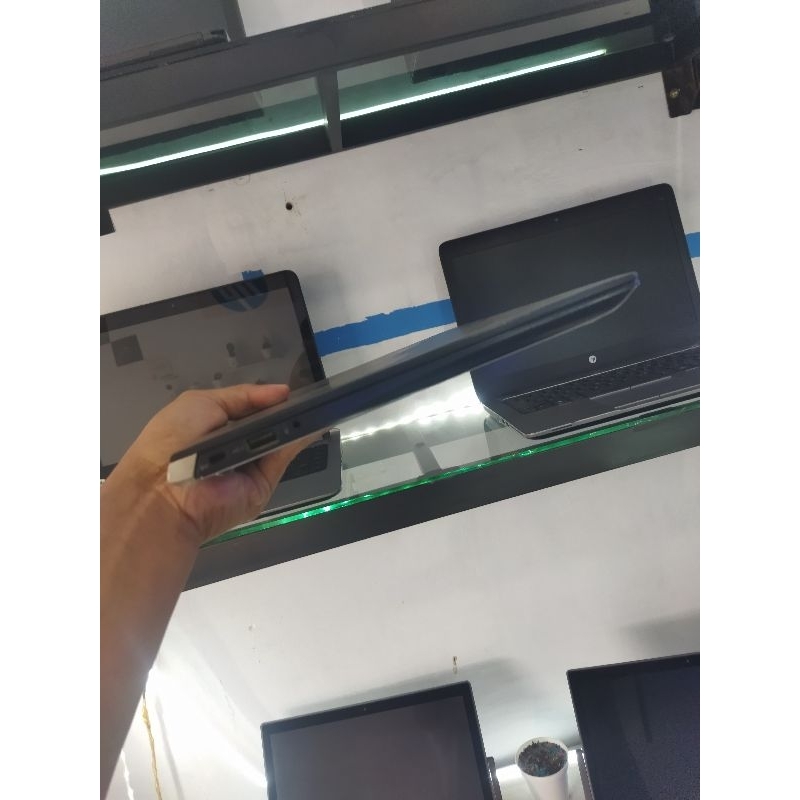 Toshiba X30D Super slim core i5 gen 7