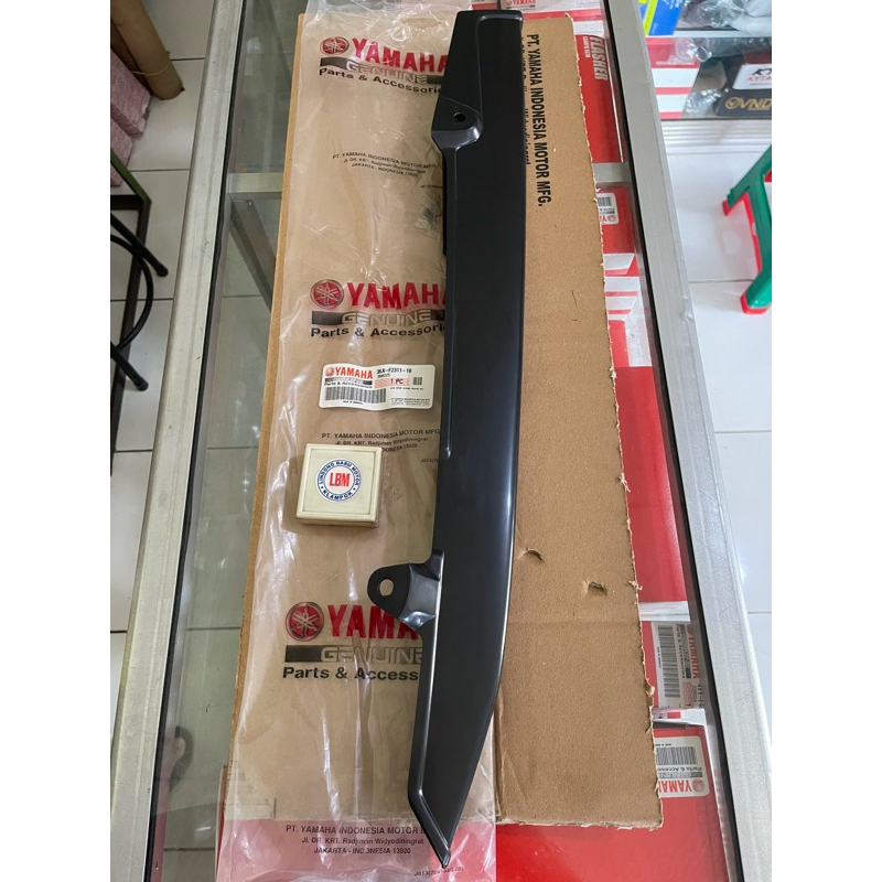 COVER TUTUP RANTAI RANTE RX KING MASTER YT115 ORIGINAL YAMAHA | 3KA-F2311-10