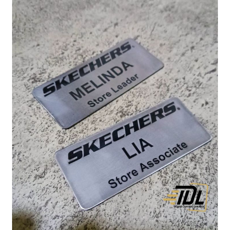 

Nametag Magnet Custom Desain susuai keinginan anda / Tanda Pengenal / Kuat Dan Tidak Pudar / Emika Store