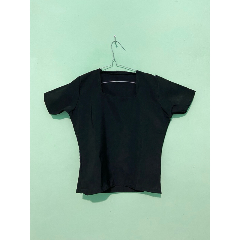 preloved baju hitam polos wanita