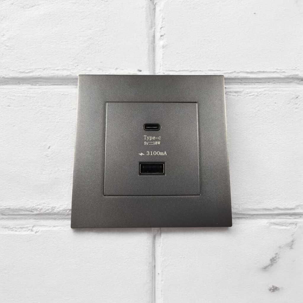 Stop Kontak Dinding USB Type C Multi Port Wall Socket 5V/3.1A