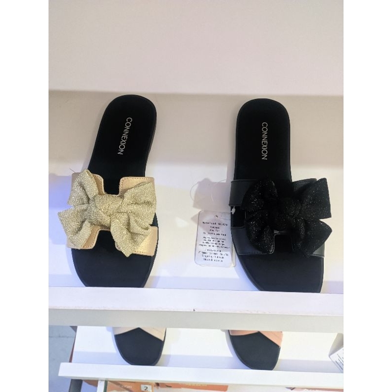 Sandal wanita branded