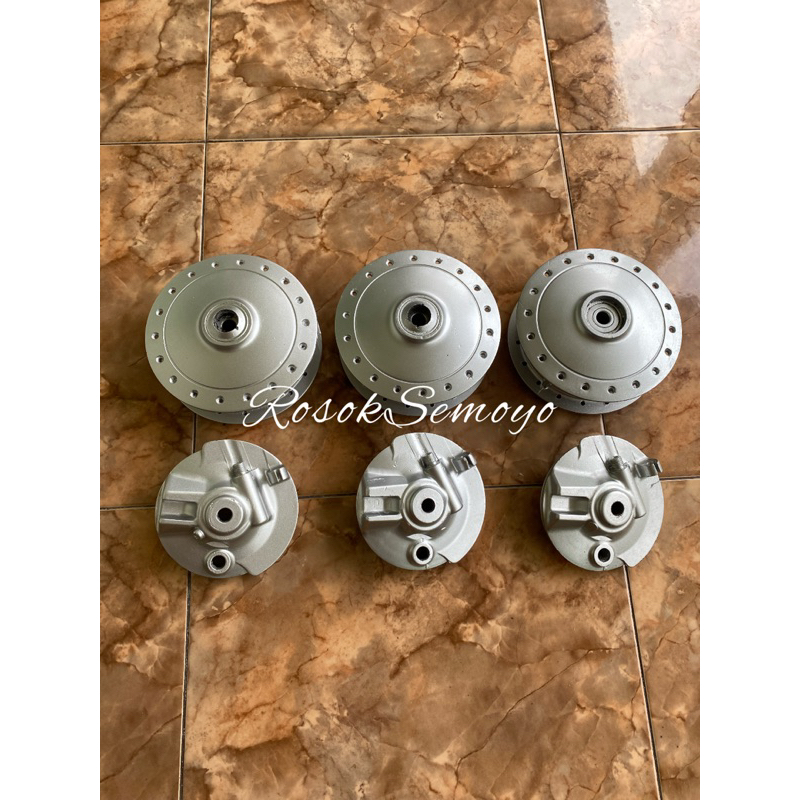 Tromol depan set tutup honda cb100 cb125 cg100 cg125 gl100 s90z s90 benly astra original bekas copot