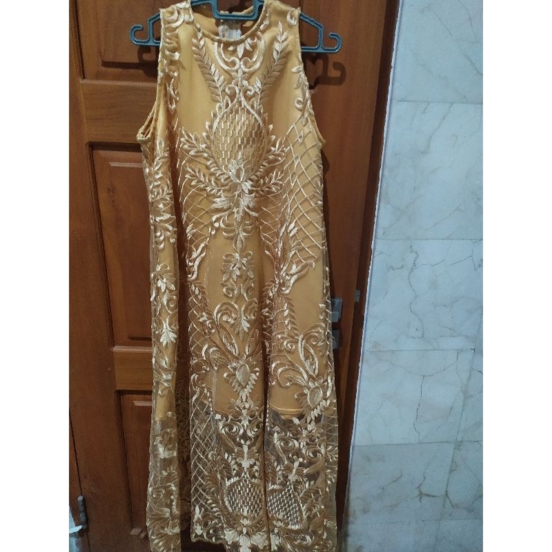 preloved dress gold