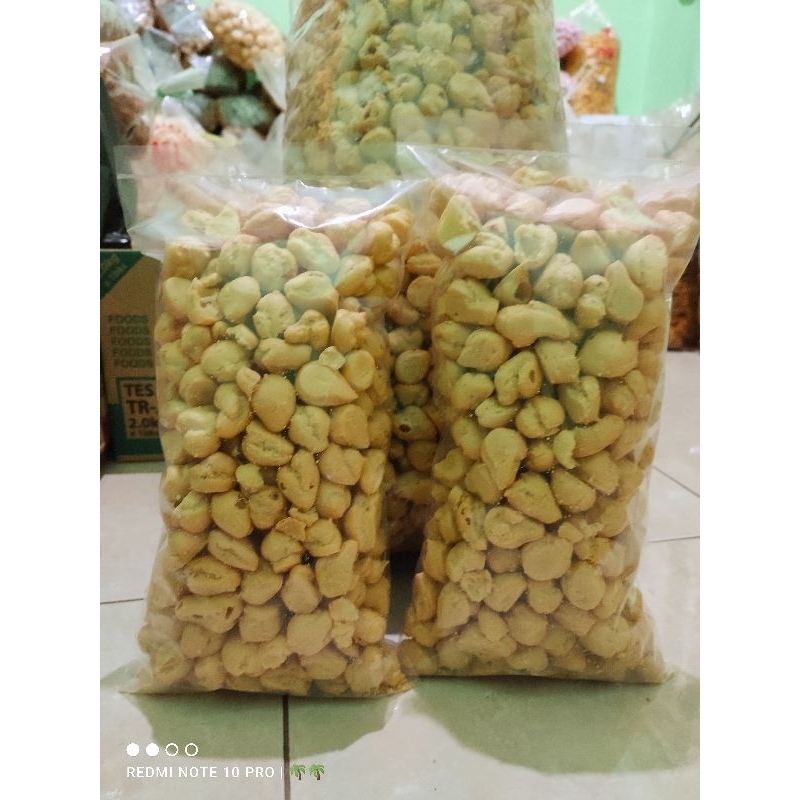 

soes bawang premium 2.5kg(2500g)
