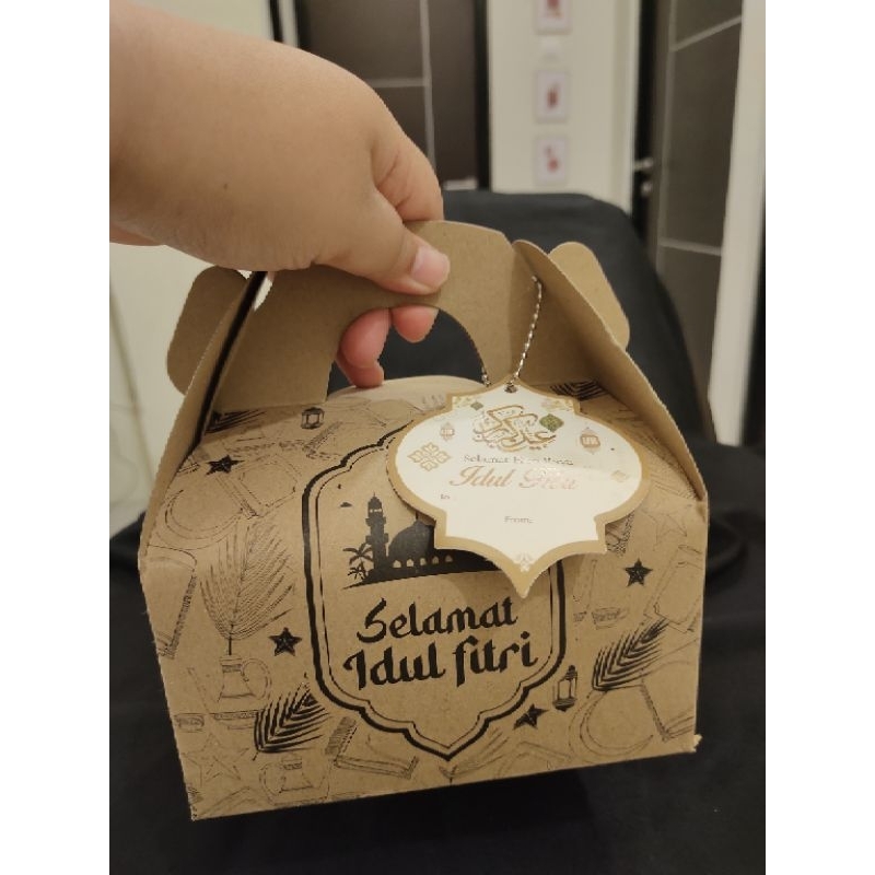 

Hampers lebaran by Kadin's Kitchen khusus pengiriman sameday atau instant saja