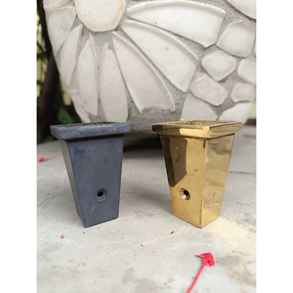 Alas Kaki Meja Kursi Kuningan Pelindung Kaki Meja Kursi Anti Rayap