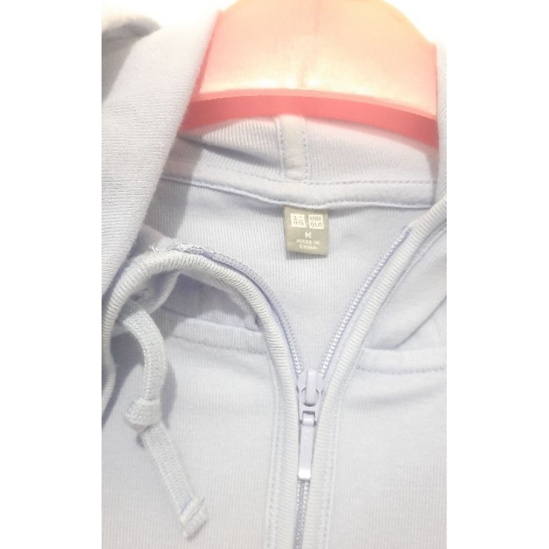 Hodie Uniqlo size M anak original second