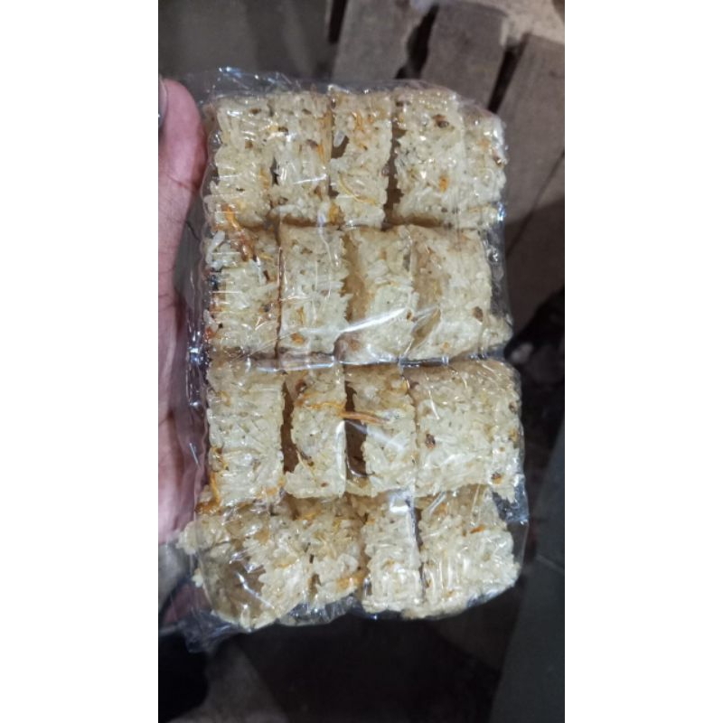 

Lezatoz_Genz Super Rengginang Lorjuk Cap 3 Merpati Ukuran Kecil Isi 24 - Cemilan Madura - Oleh Oleh