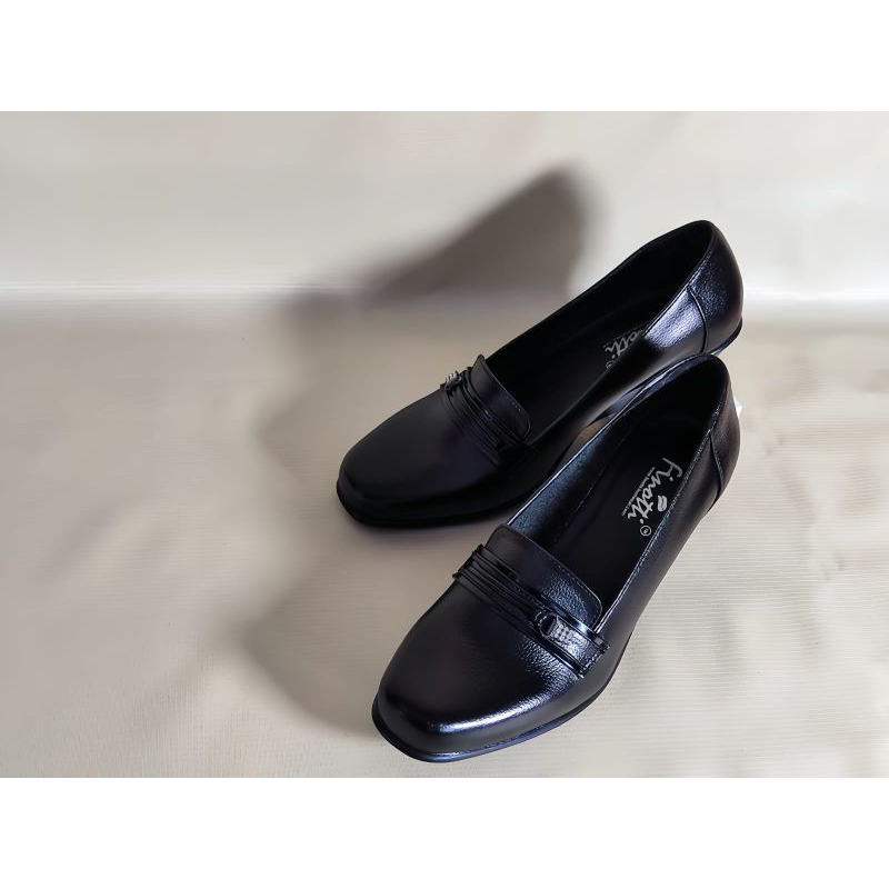 Sepatu Kerja Wanita wedges finotti