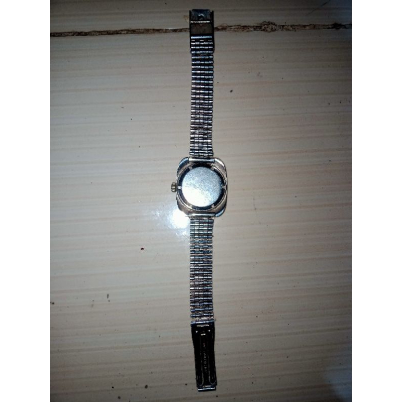Jam tangan GARUDA