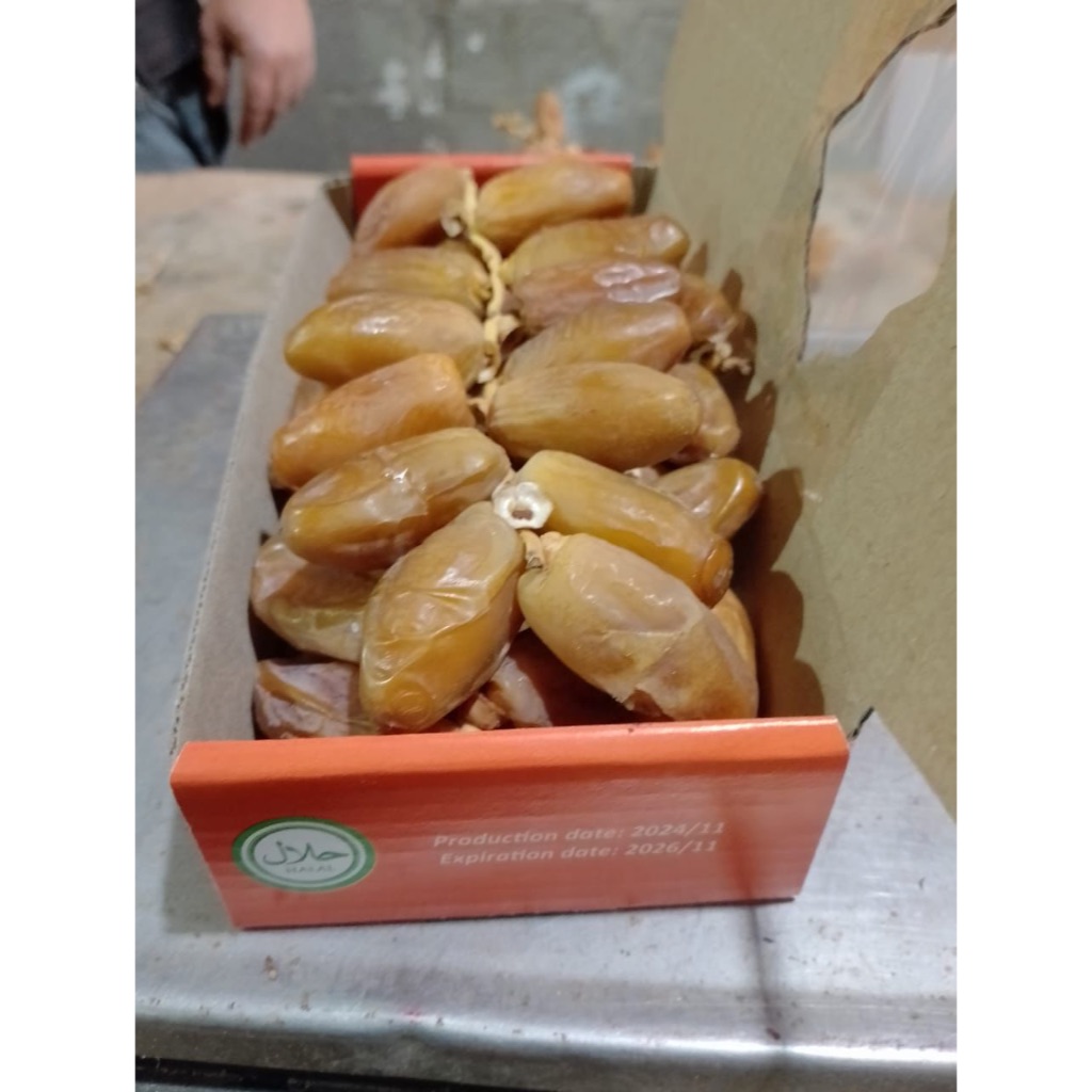 

Kurma Naeem Tangkai 500gr Algerian Deglet Nour