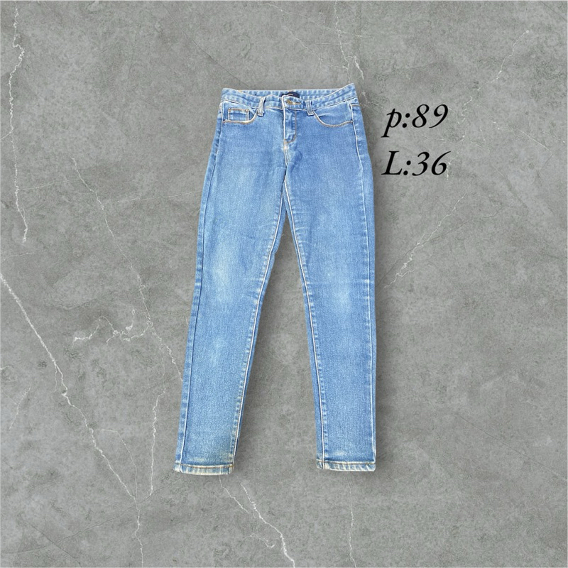 Celana jeans cewek celana panjang wanita pakaian wanita fashion wanita outfit celana import brand ce