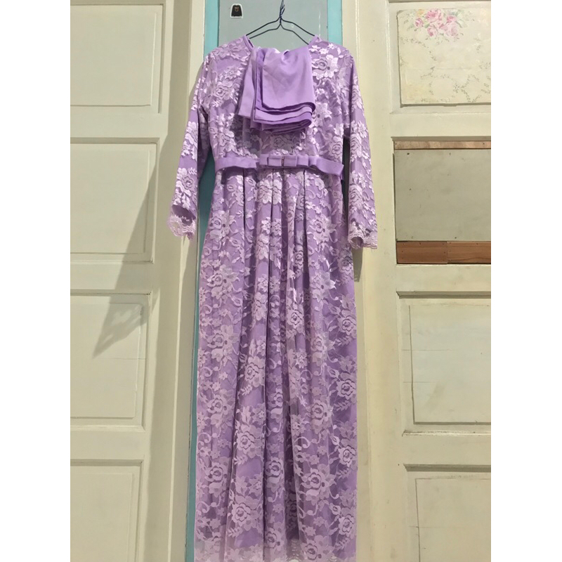 Gamis Burkat + Kerudung (ungu muda)