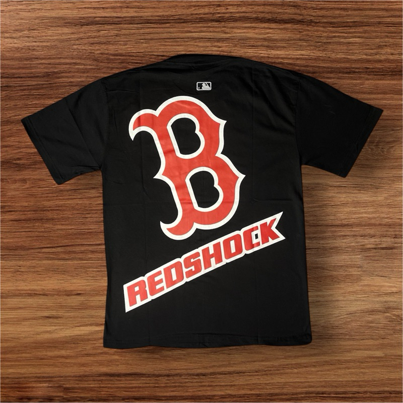 Undirected - KAOS M7B BOSTON REDSHOCK | T-SHIRT UNISEX PREMIUM FULL TAG ATASAN PRIA WANITA BAHAN COT
