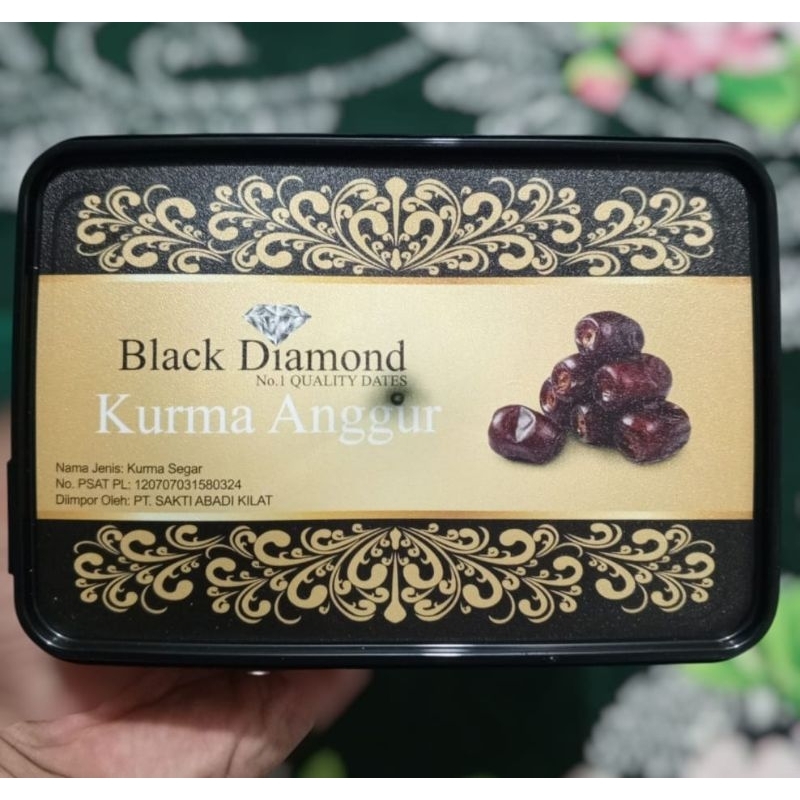 

Kurma Anggur Black Diamond Kemasan 500 gram