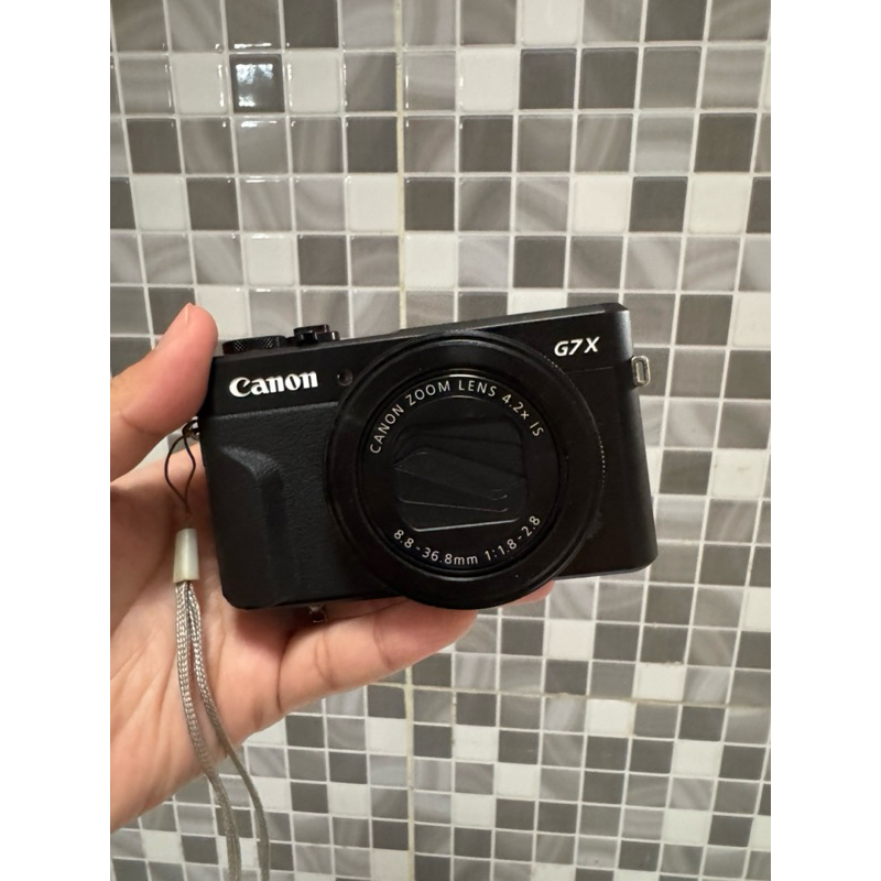 Canon G7x mark II second