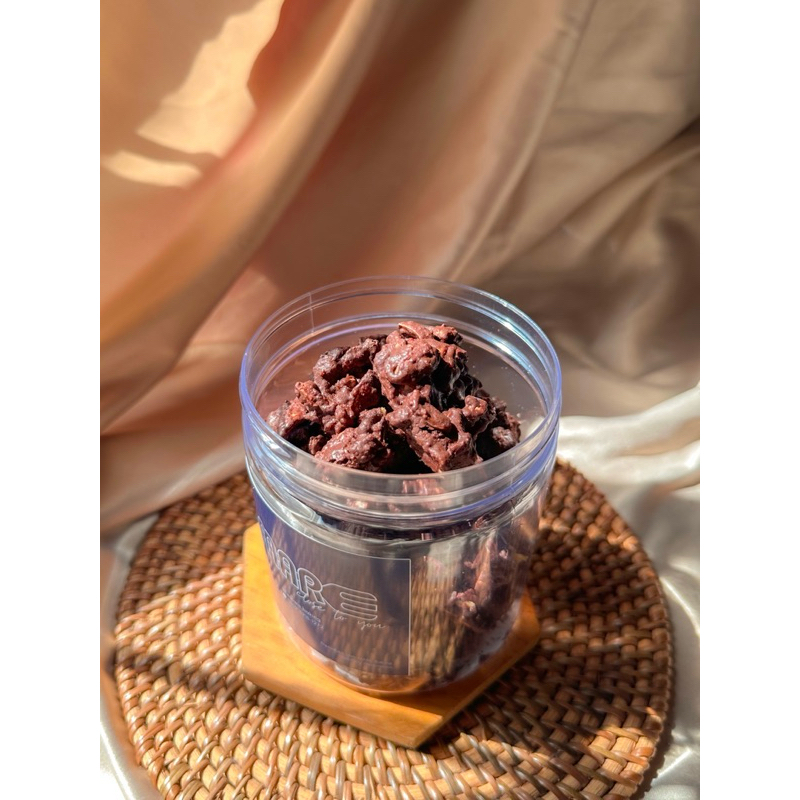 

Crunchy Choco Nut MARE Baking