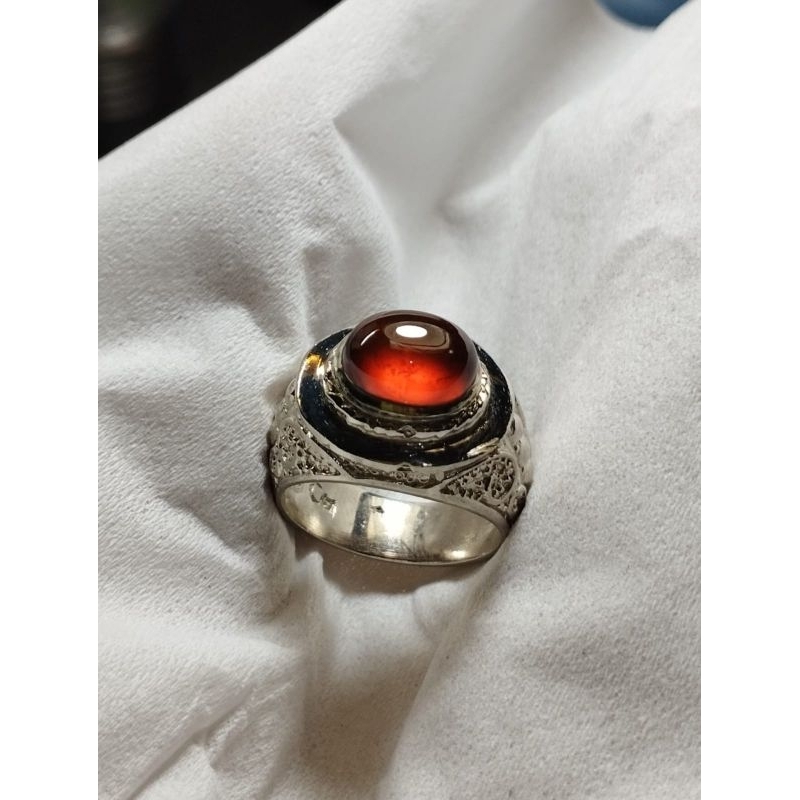 Hesonite.red.garnet.full.giwang