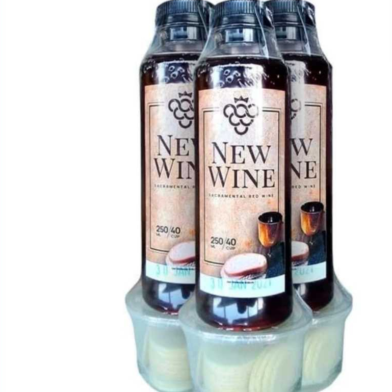 

Minuman Khusus Perjamuan Kudus Botol 250ml + Hosti Polos 40 Keping