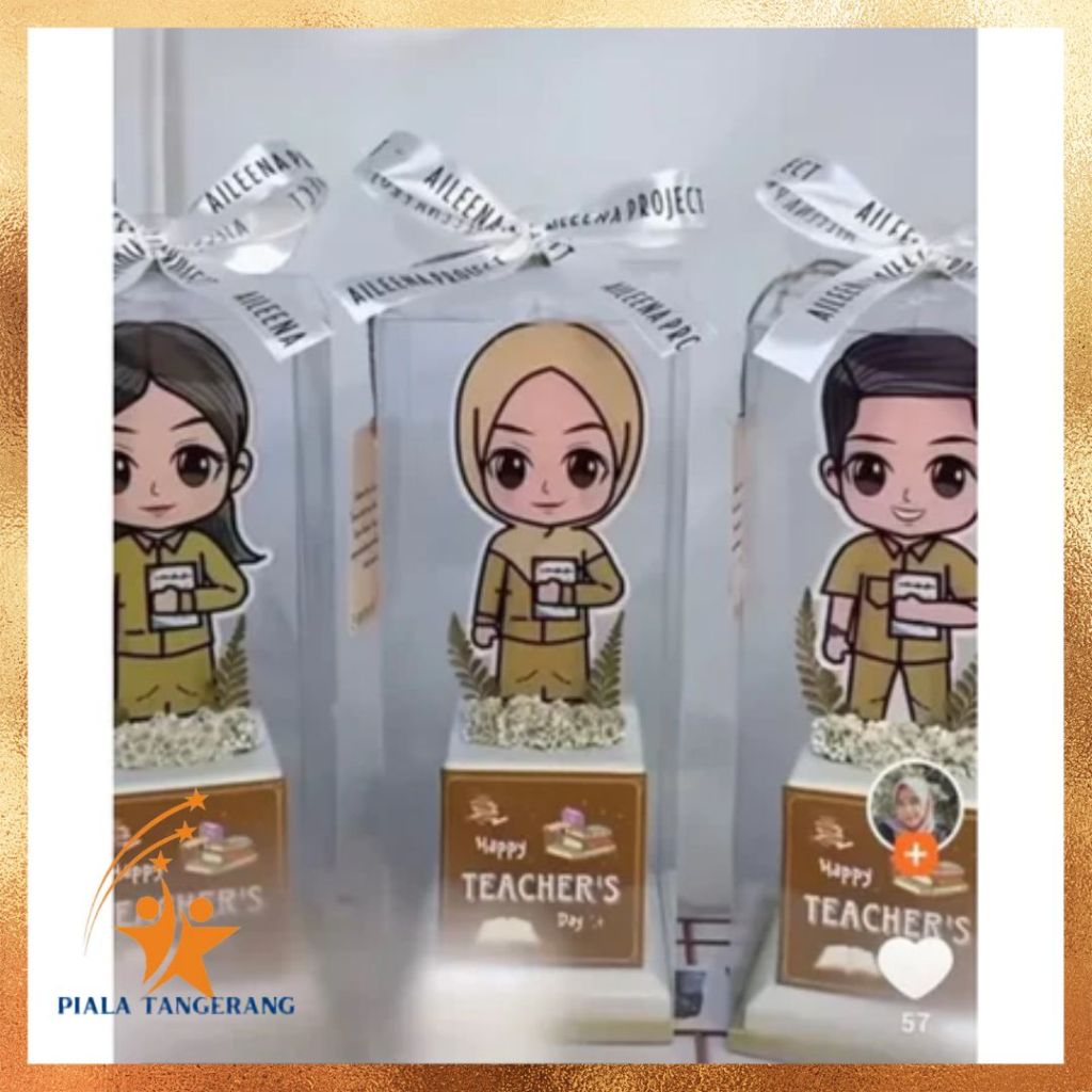 PIALA GURU AKRILIK TATAKAN PUTIH ( MIKA DIJUAL TERPISAH ) Custom Kado Hari Guru Plakat Guru Custom