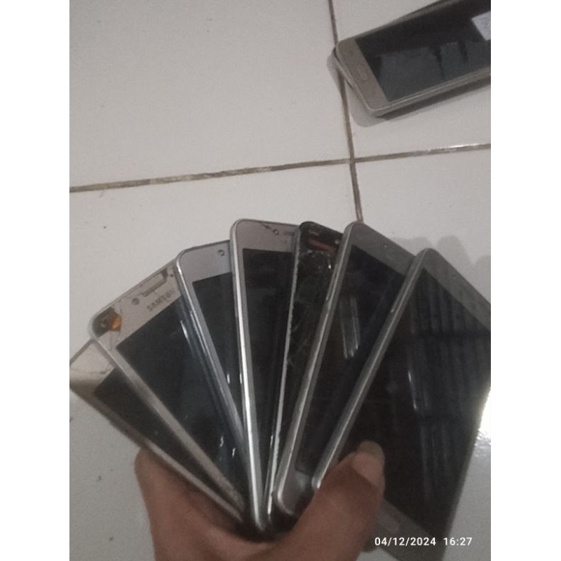 Mesin samsung J2prime hidup normal minus lcd