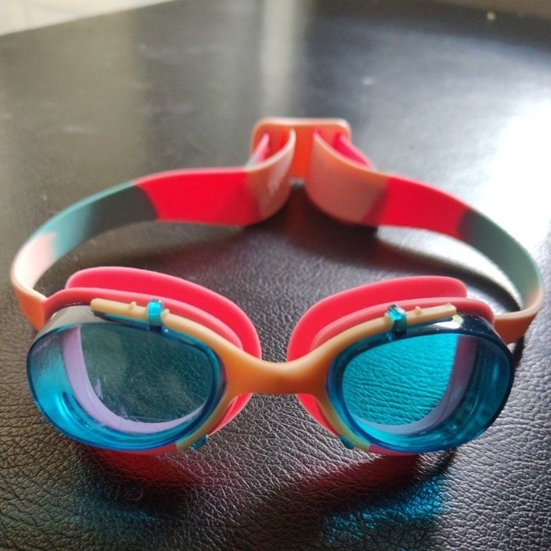 preloved kaca mata renang anak