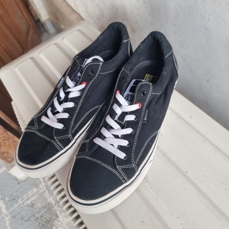 Sepatu Insight BW Original