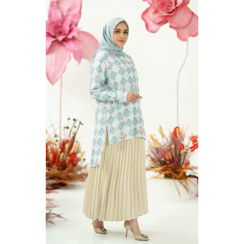 Daria Top Buttonscarves X Ria Miranda XL Preloved