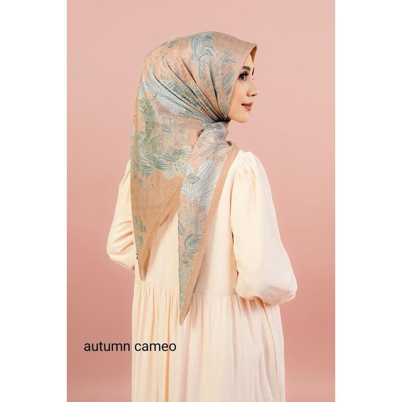 Autumn Series scarf by Zytadelia