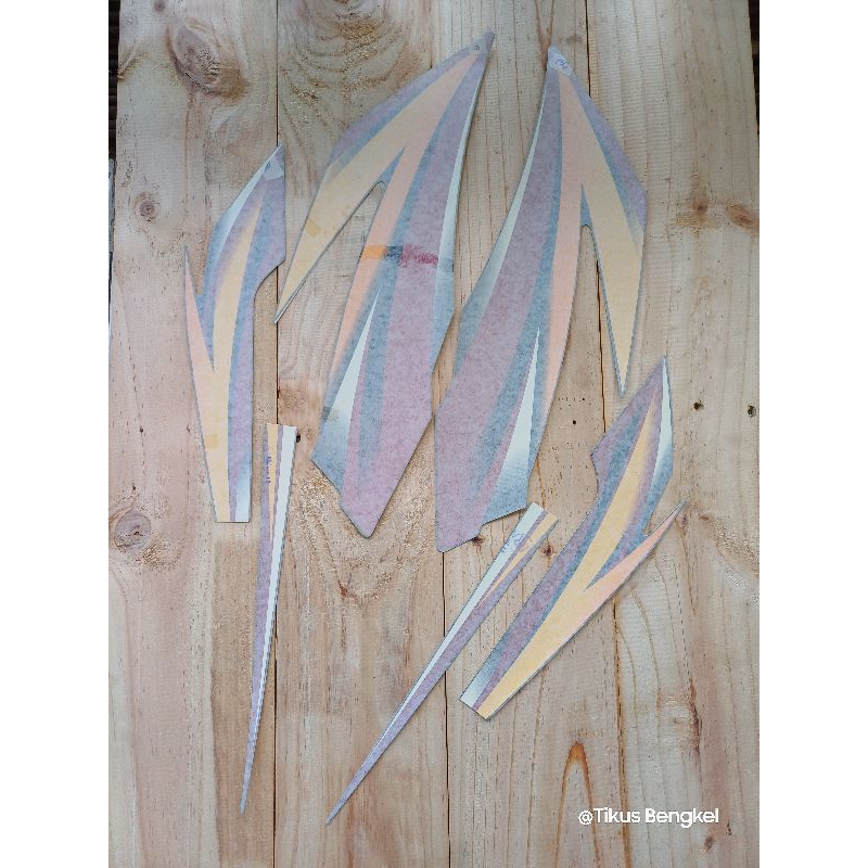 Striping Lis Body Decal Grafik Honda GLmax GL max Tahun thn 2002 2003 2004 Laminasi Original