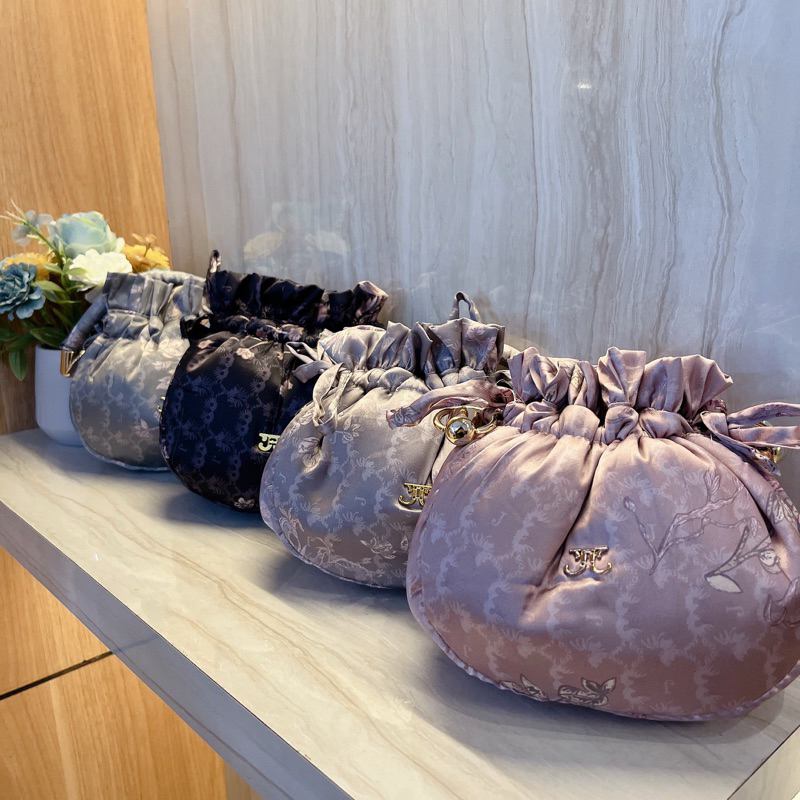 AFSHA MUKENA MOTIF SATIN DEWASA