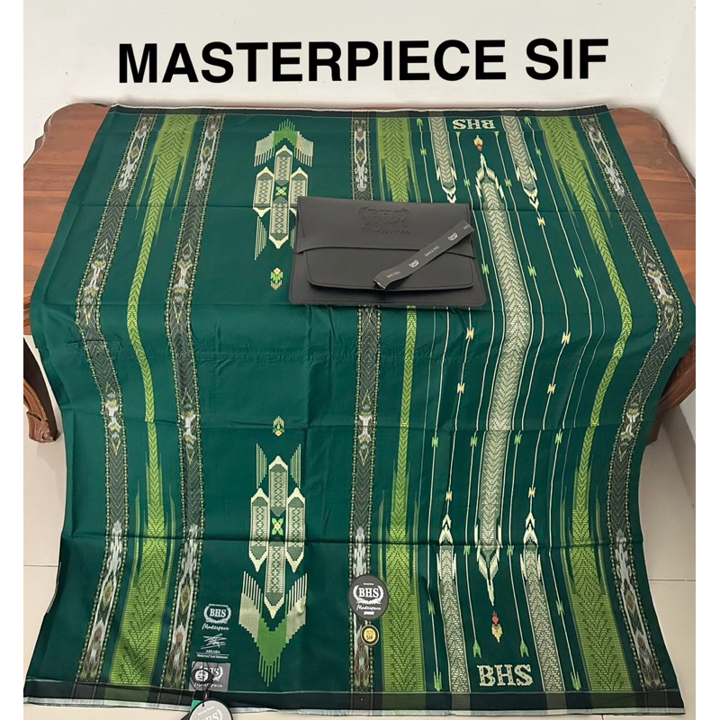 SARUNG BHS MAHARAJA MASTERPIECE HITAM