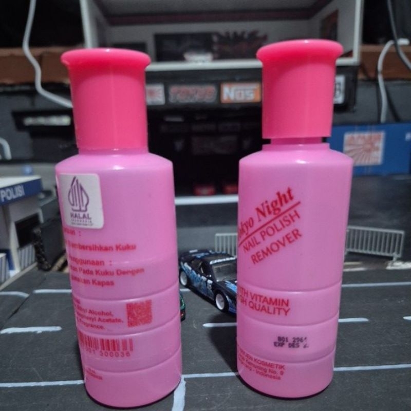 aseton penghapus kutek prelude hitam hijau