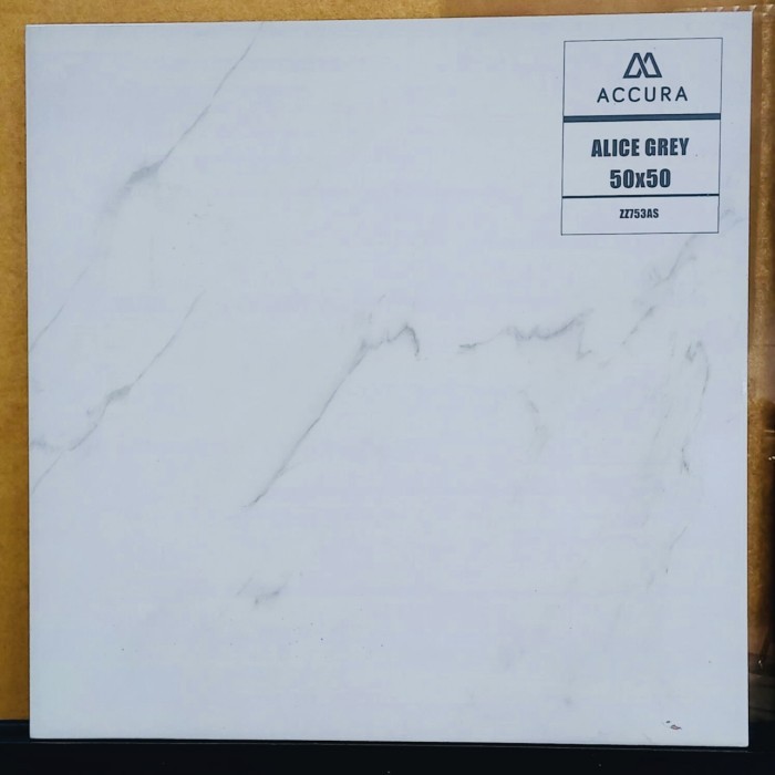 KERAMIK LANTAI ACCURA MULIA 50X50 ALICE GREY GLOSSY MOTIF CARRARA DASAR PUTIH PETIR ABU