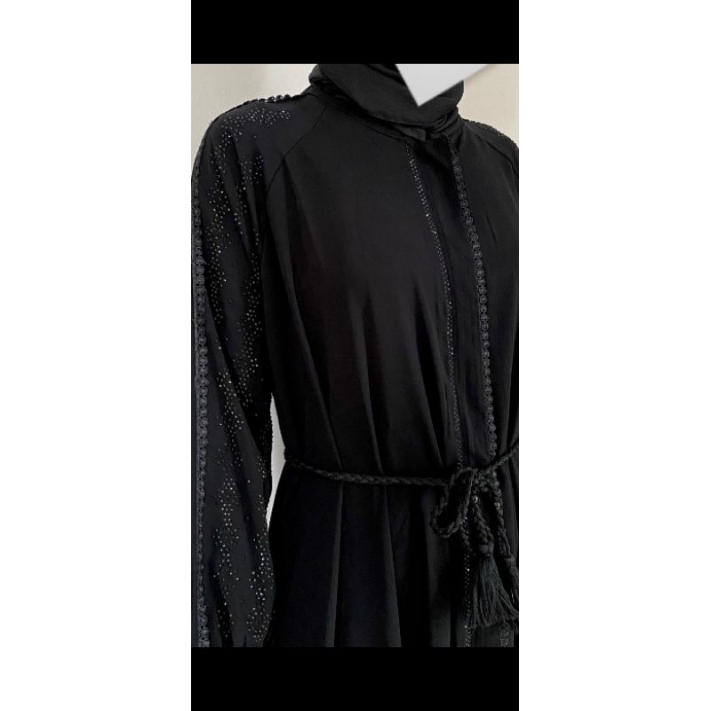 abaya namira