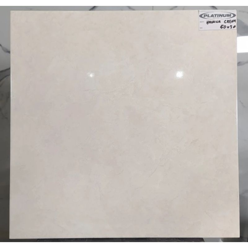 Keramik lantai glossy Platinum Havana Cream 50x50 cm