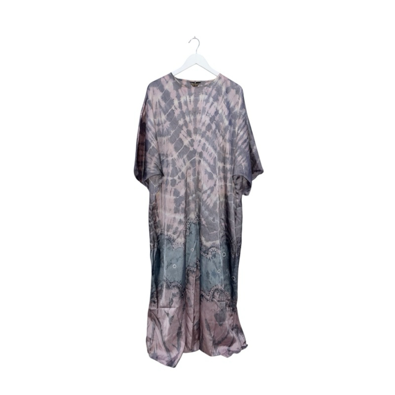NEW - Dian Pelangi Fabia Kaftan