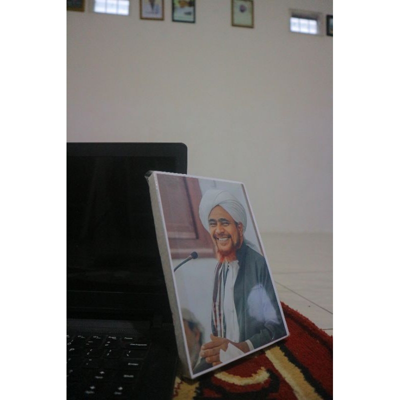 

art paper bisa request ukuran/desain