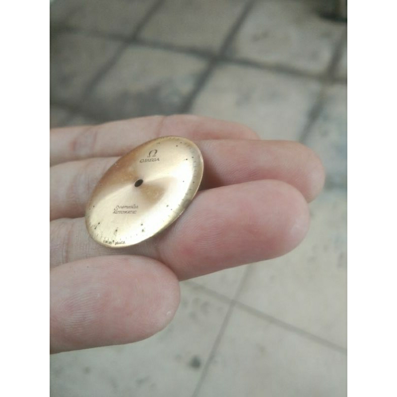 dial dalam jam omega vintage