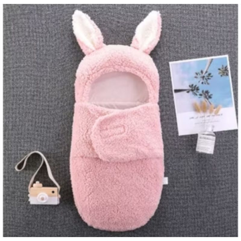 selimut bedong bayi karakter