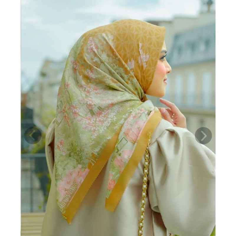 Buttonscarves Parisian Soleil voile