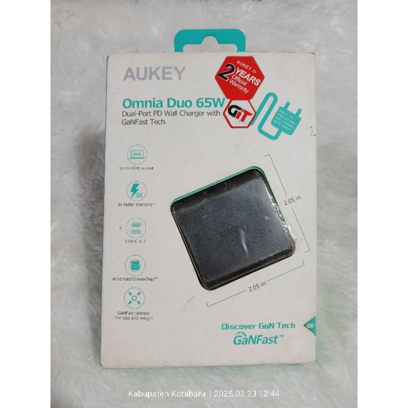 POWER ADAPTOR AUKEY USB TYPE C 65W