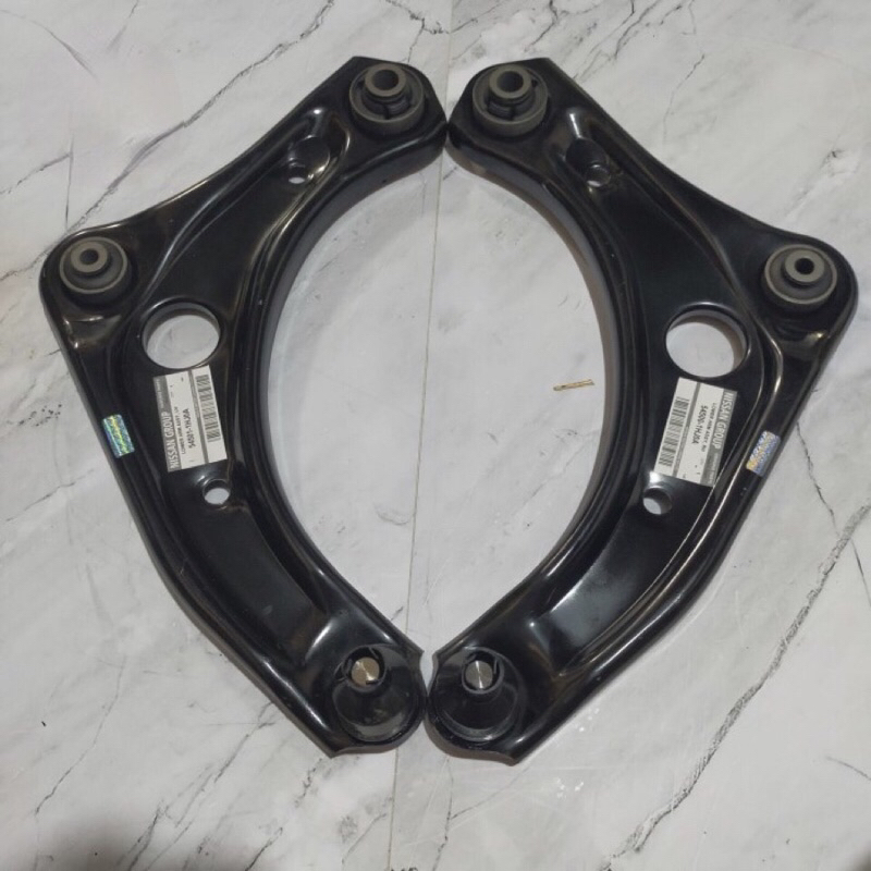 Lower arm nissan March datsun go