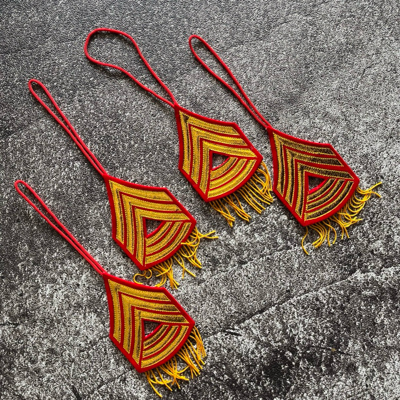 Gantungan Shevron Akmil, Gantungan Mobil