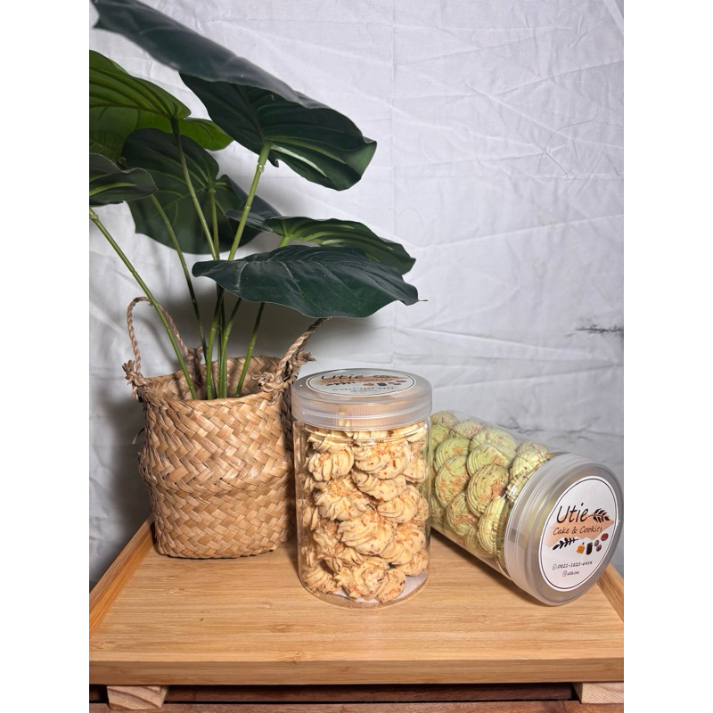 

KUE KERING NASTAR & KUE KASTENGEL DLL